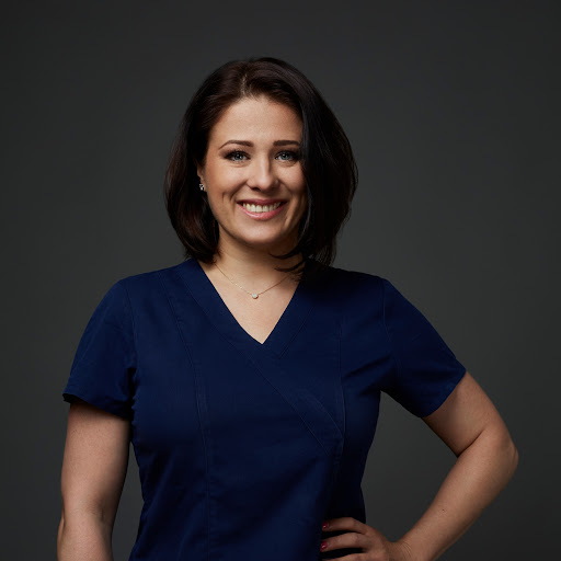 dr Anna Aseńko - chirurg plastyczny