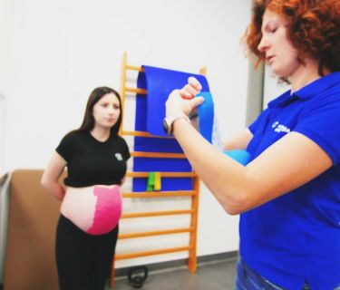 Kinesiotaping ci    y Nowa